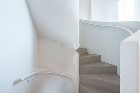 Центральное коммерческое здание: 6