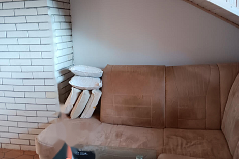 Дом, Почта Шентьянж: 9