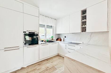 Здание-близнец Гриньян.: 6