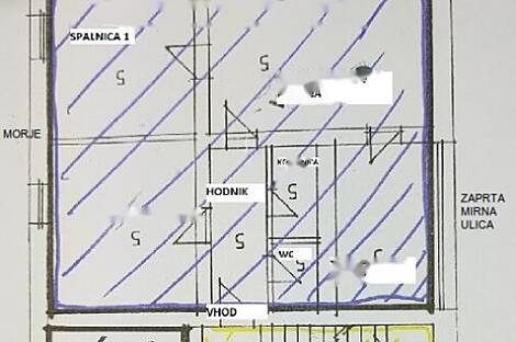 Квартира на побережье в Изоле: 11