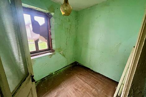 Толмин, Српеница, дом: 5