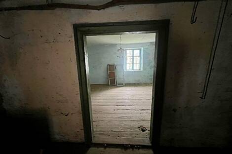 Толмин, Српеница, дом: 8