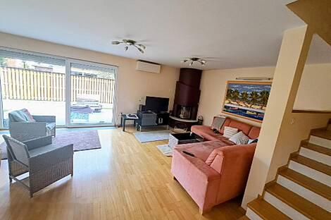 Дом Близнецы Черный Вась Льёбляна: 11