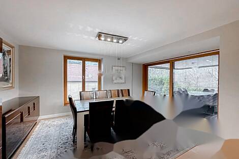 Дом на две семьи в Бежиграде: 2