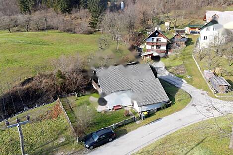 Дом, Бохинская Бела: 5