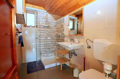 Дом, Бохинская Бела: 23