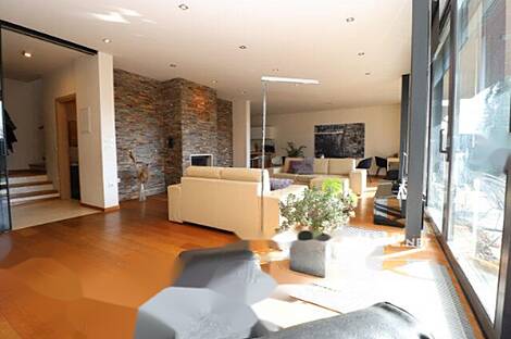 Чрна Вас: дом с атриумом: 1