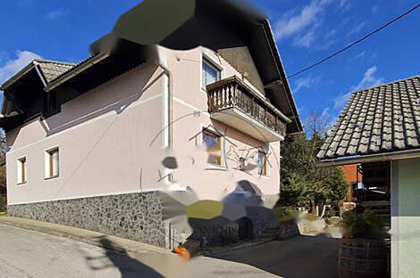 Дом и хозяйство Габрник: 5