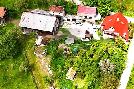 Усадьба, хозяйство Камник, пригород Трояны: 1