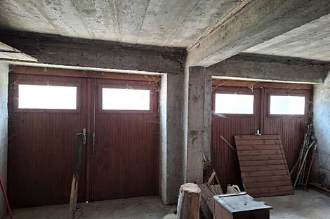 Жилище, Есенице, Мурова: 5