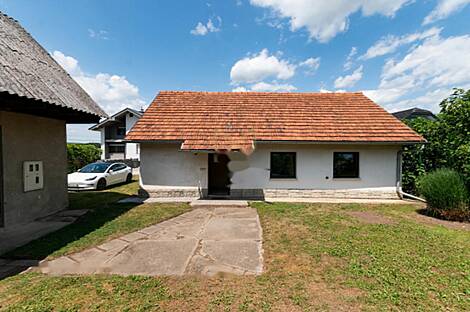 Златоличье, дом: 1