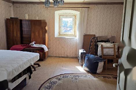 Дом, расположенный в Заречье, рядом с рекой Бистрицей.: 10