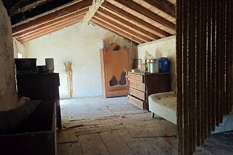 Дом, расположенный в Заречье, рядом с рекой Бистрицей.: 12