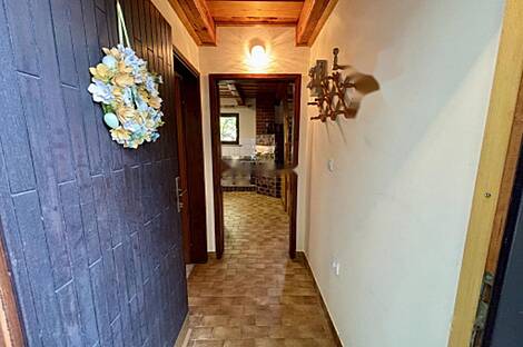 Дом, Белски Врх: 3