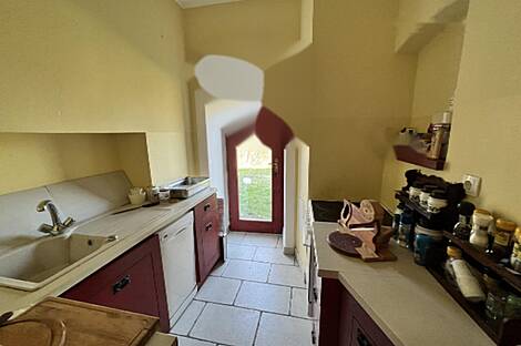 Здание в Бистрице-Сотле: 4