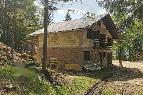 Жилище, Печаль.: 1