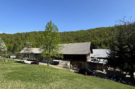 Дом Немшки Ровт: 1