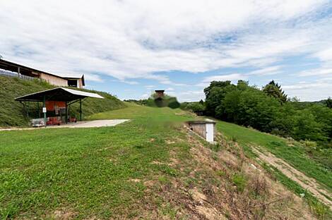 Дом на ферме, участок Осек: 7