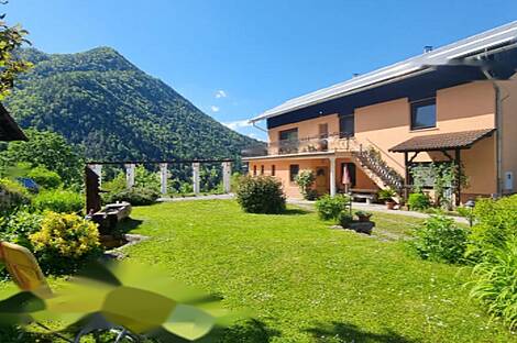 Дом, хозяйство Подкрай возле Межицы, Межица: 6