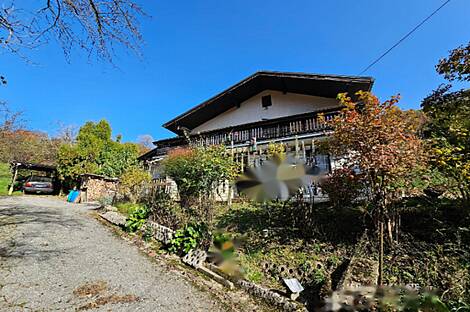 Дом, ферма Рошпох - фрагмент.: 1