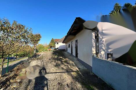 Дом у реки Крка в населённом пункте Велика Малинца: 19