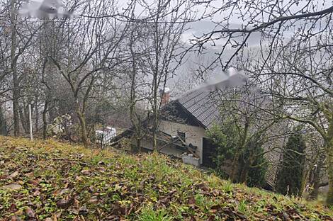 Дом, Чемшеник, Ржишче: 2