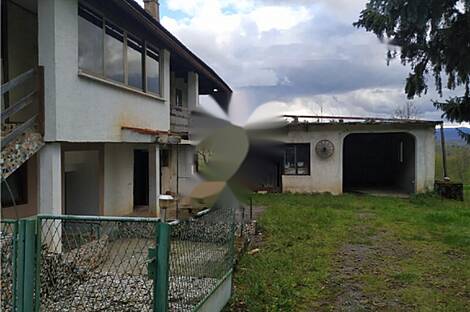 Жилище в Чрномеле, Дом: 2