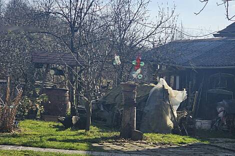 Дом на месте Сёл около Добови: 8