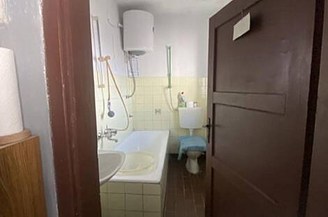 Дом, расположенный на холме: 7