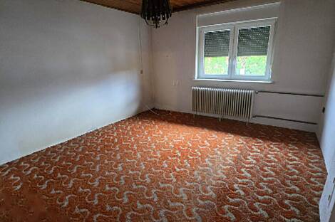 Здание в Добровнике: 16