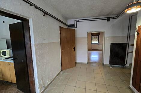 Здание в Добровнике: 24