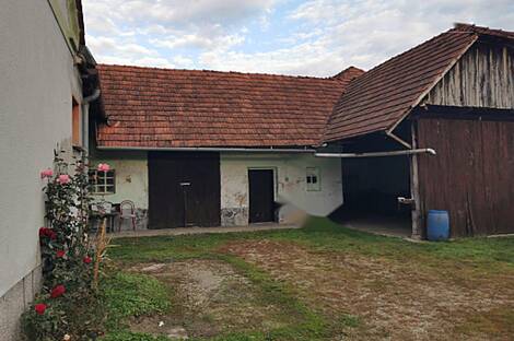 Здание, Великая Поляна: 2