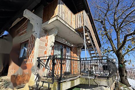 Дом, Врховска Вас: 6