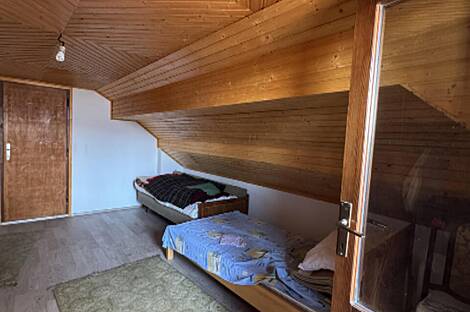 Дом, Врховска Вас: 8