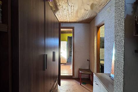 Дом, Врховска Вас: 10