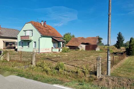 Дом, Петишовцы: 2