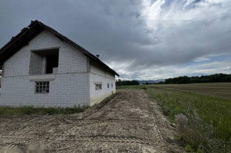 Дом, Дечно Село, Брежице: 2