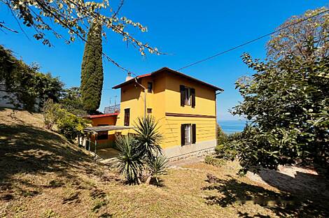 Копер, дом: 8