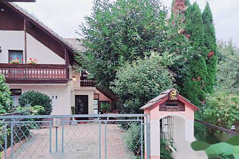 Дом, Явор, Любляна Добрунье: 4