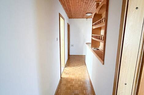 Дом, Явор, Любляна Добрунье: 18