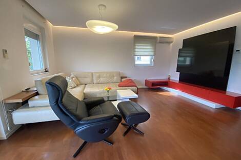 Дом в районе Бежиград Чрнуче: 2