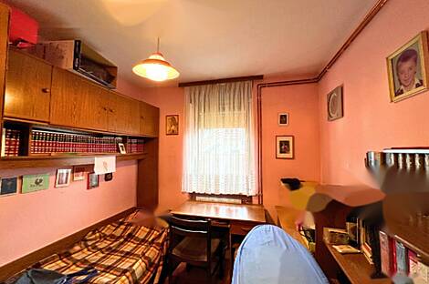 Новый Луч Вич является домом с террасой: 10