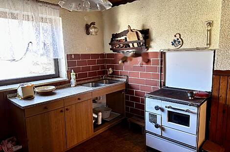 Дом, Пишемце: 10