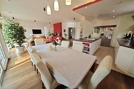 Любляна Бежиград дом: 2