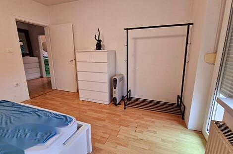 Изба на Броде: 8