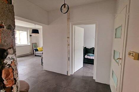 Изба на Броде: 10