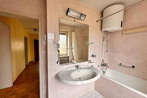 Дом, Бродивший: 10