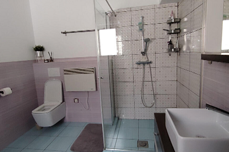 Дом, расположенный в Новом Брежнице: 4