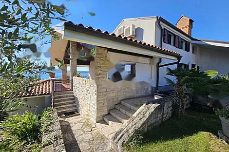 Здание, Порторож: 4