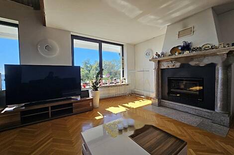 Здание, Порторож: 7